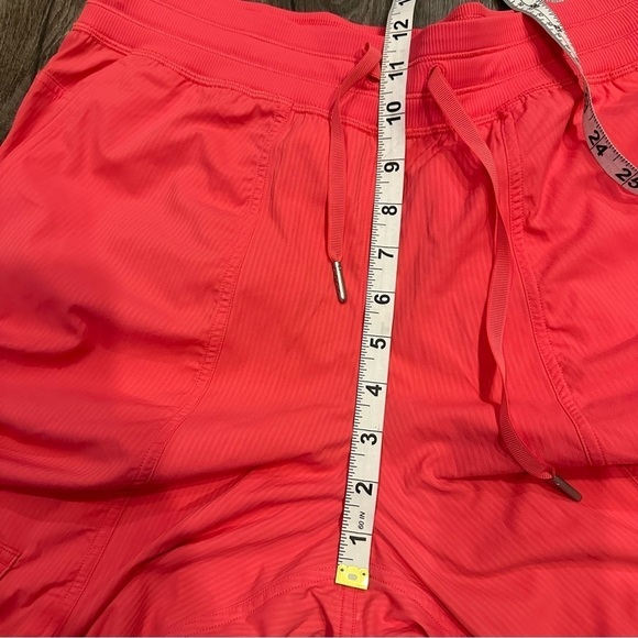 Lululemon Dance Studio Pants Relaxed Fit Mid Rise Cargo Jogger Glaze Pink Size M - Picture 7 of 10